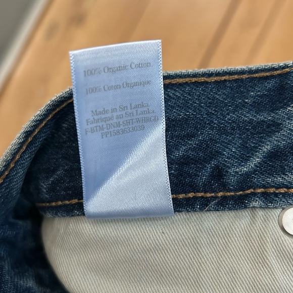 Everlane shorts - Picture 7 of 9